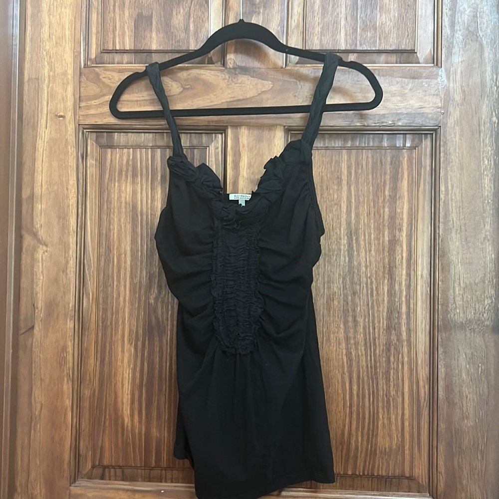 Black tank w/floral appliqué